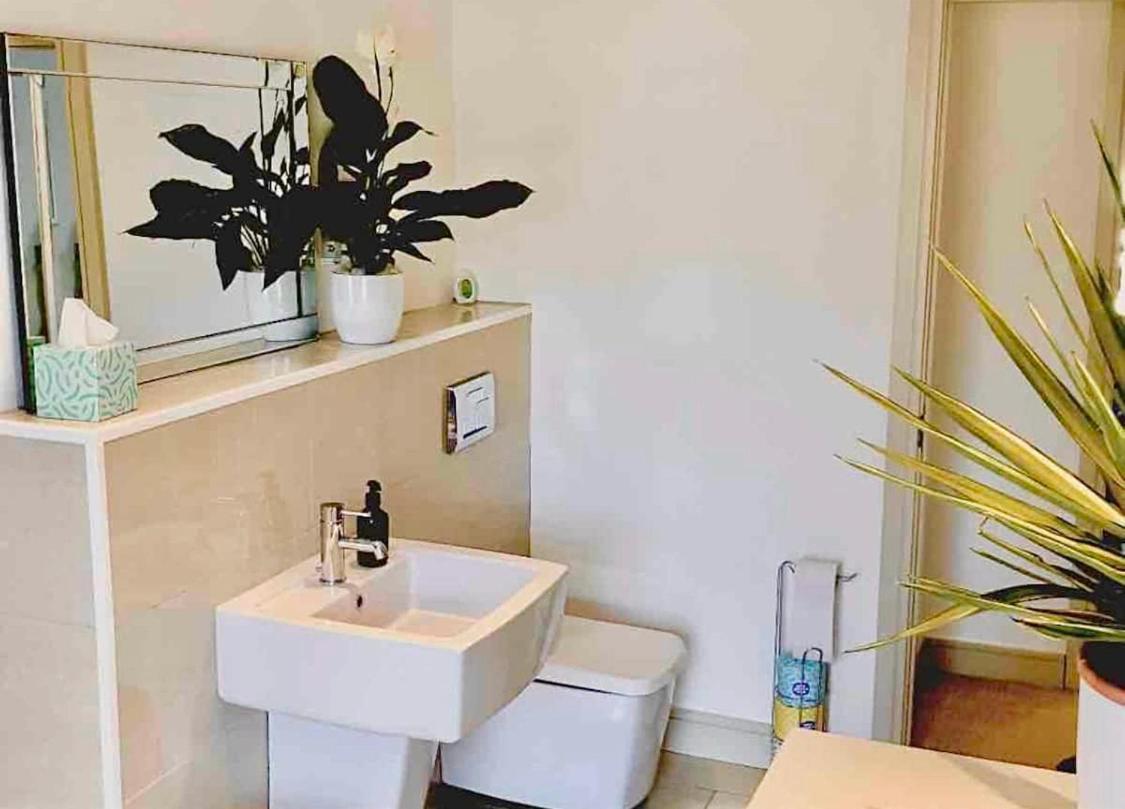 Stylish, Spacious 1 Bedroomed Maisonette In Otley. Otley  Esterno foto